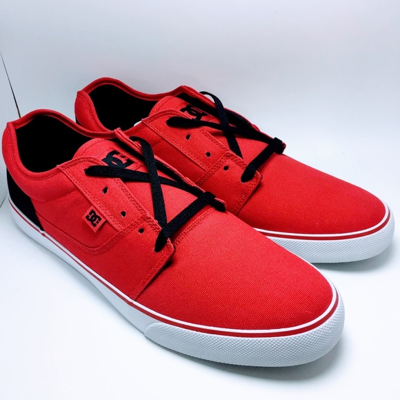 dc shoes red color